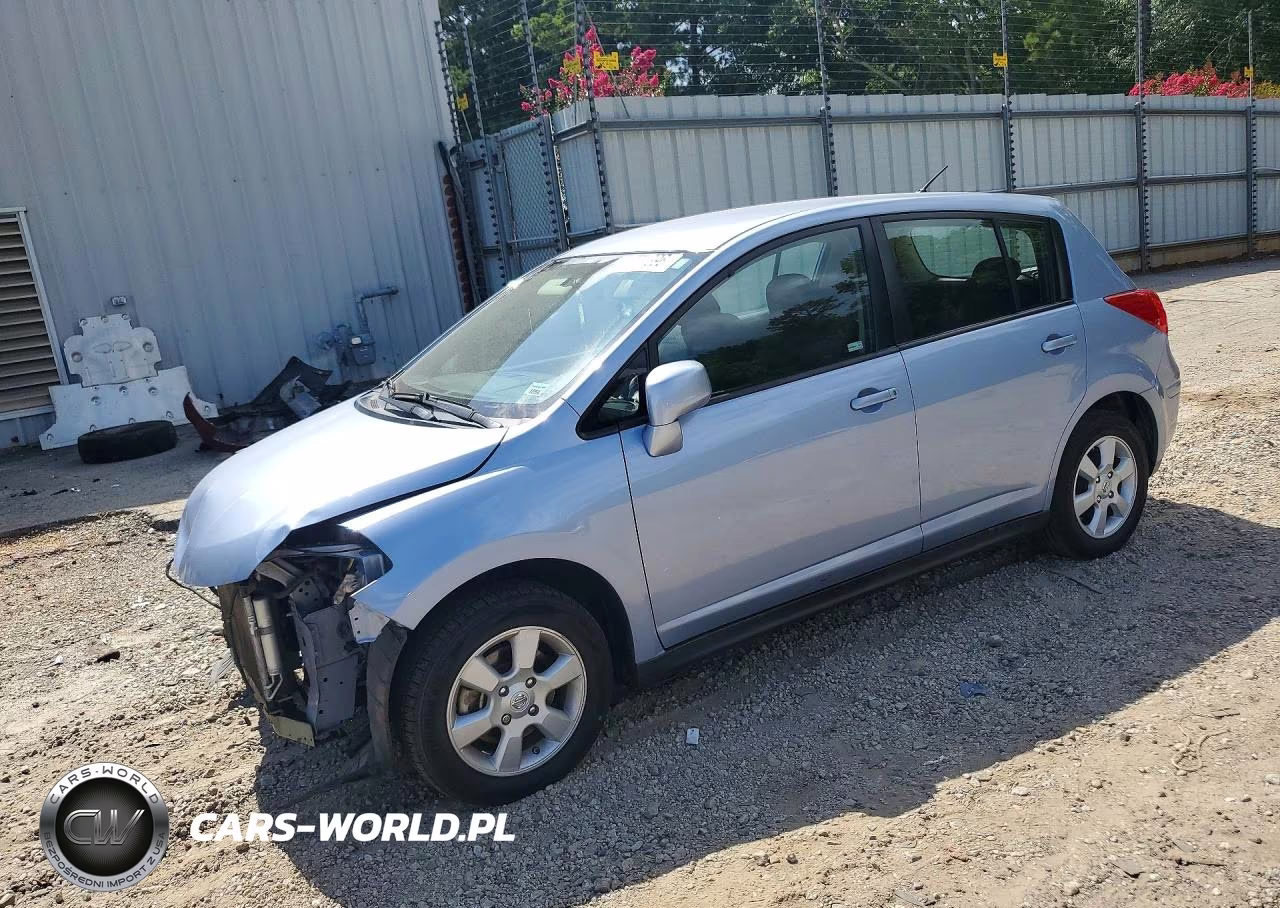 2009 Nissan Versa 1.8 S