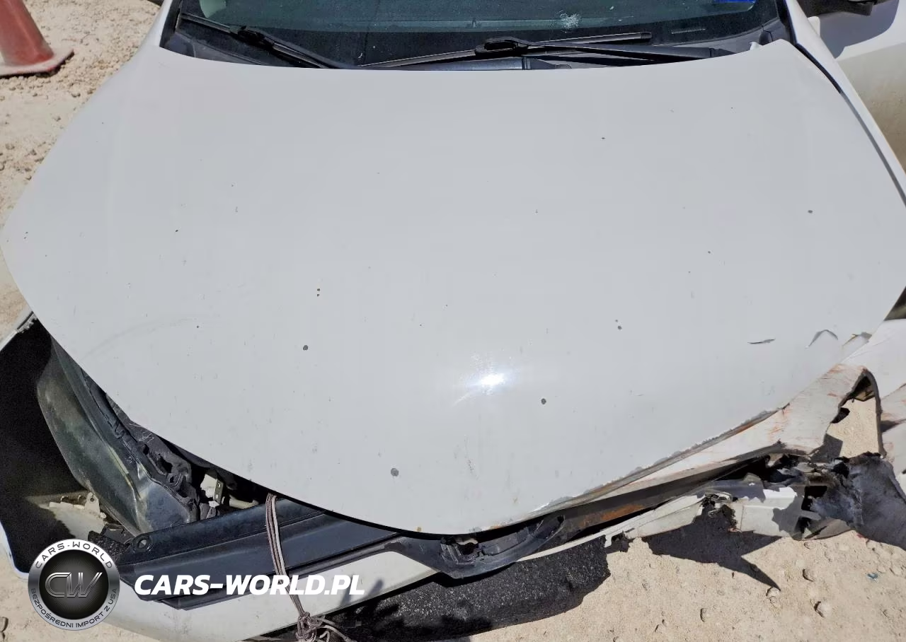 2017 Toyota Corolla Le VIN:2T1BURHE2HC922207 - 11