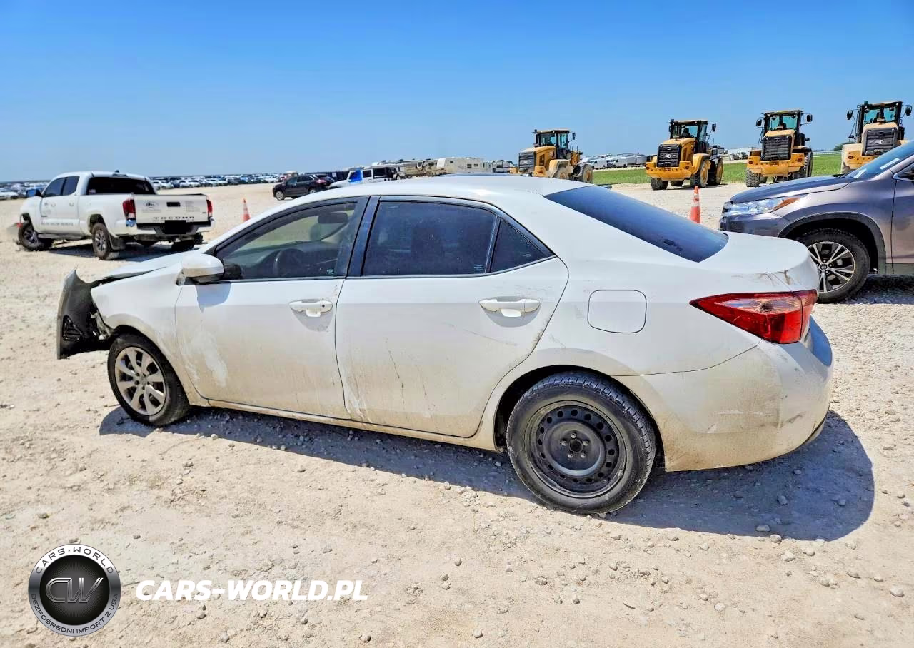2017 Toyota Corolla Le VIN:2T1BURHE2HC922207 - 2