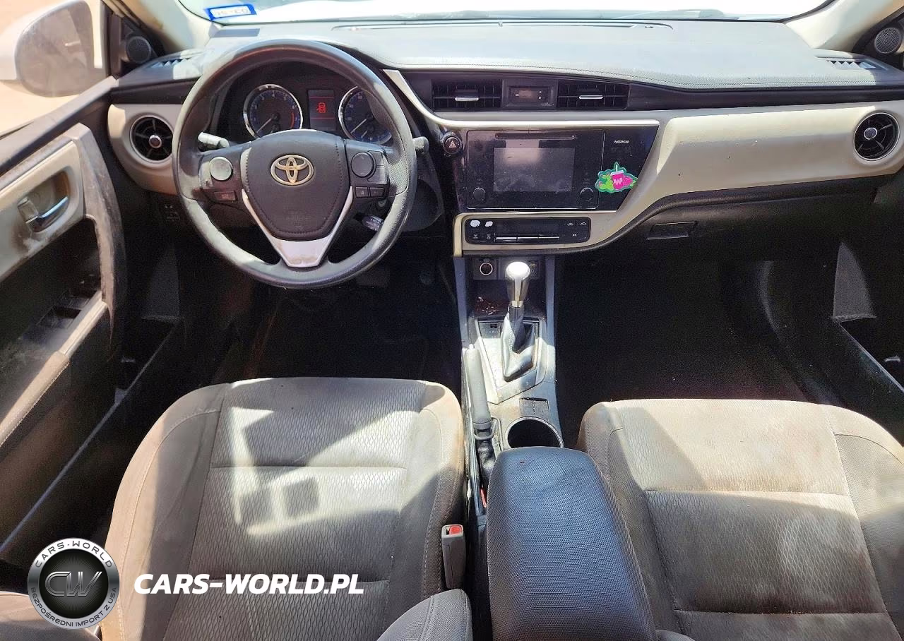 2017 Toyota Corolla Le VIN:2T1BURHE2HC922207 - 8