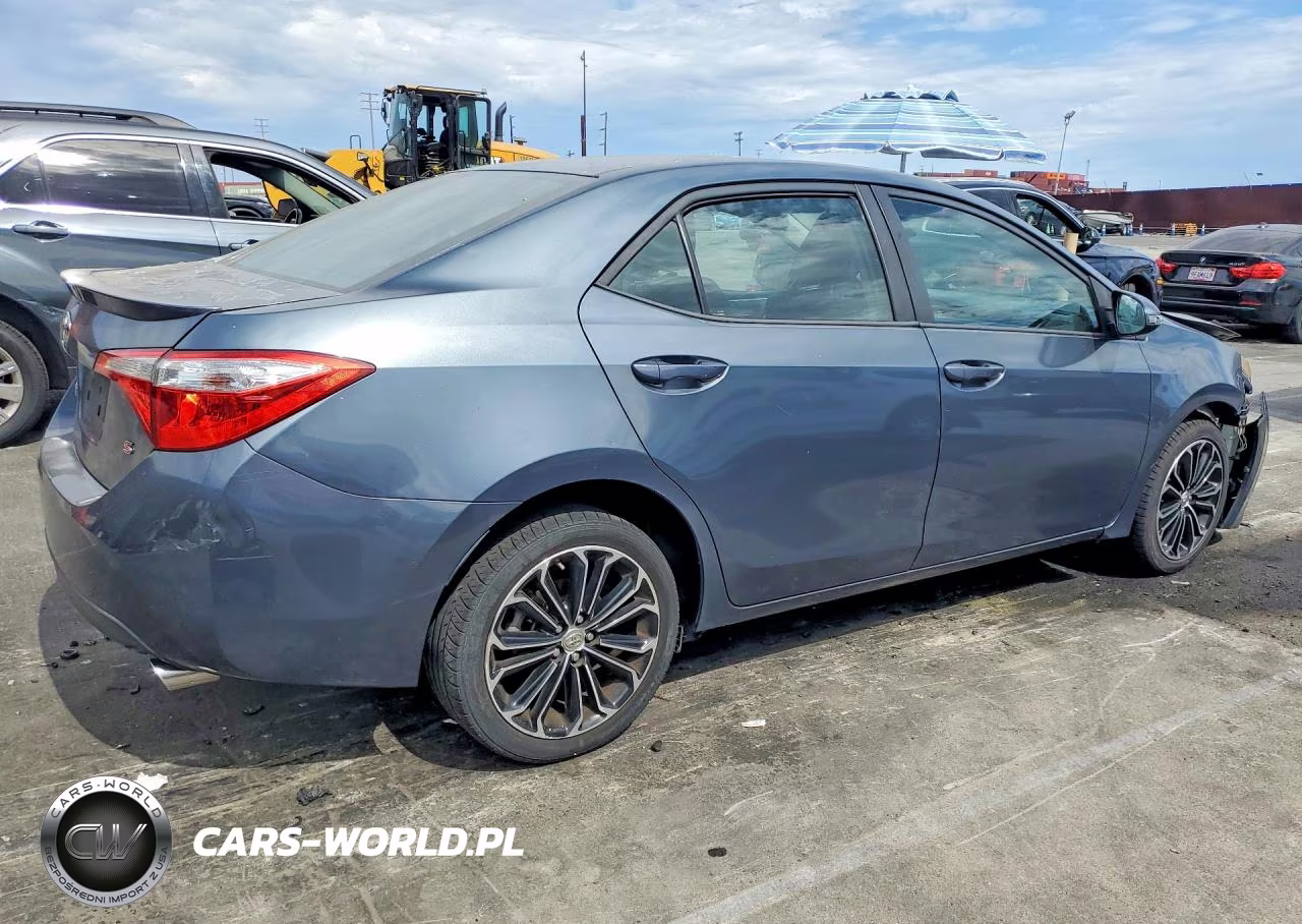 2016 Toyota Corolla S Plus VIN:5YFBURHE3GP464076 - 3