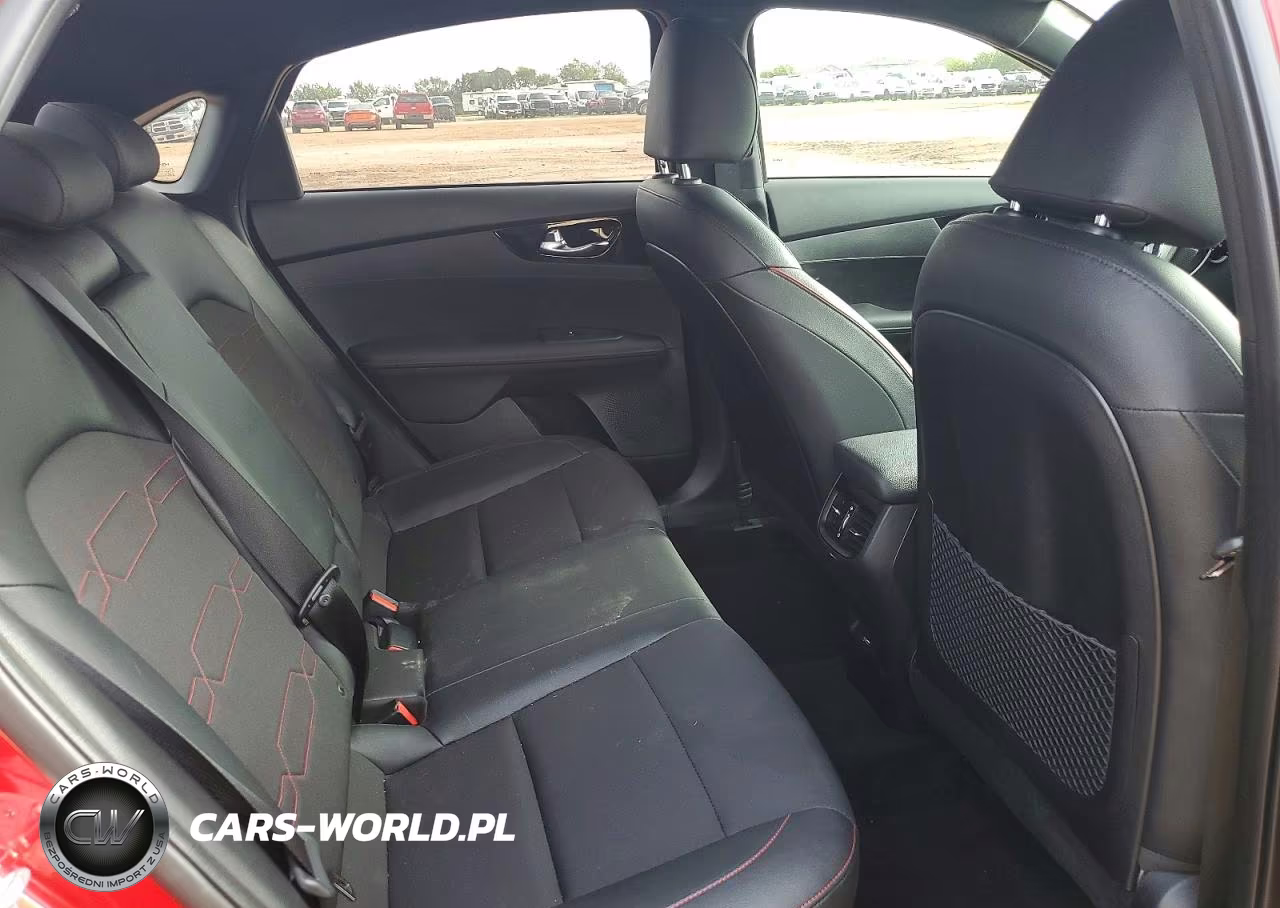 2024 Kia Forte Gt VIN:3KPF44AC5RE832971 - 10