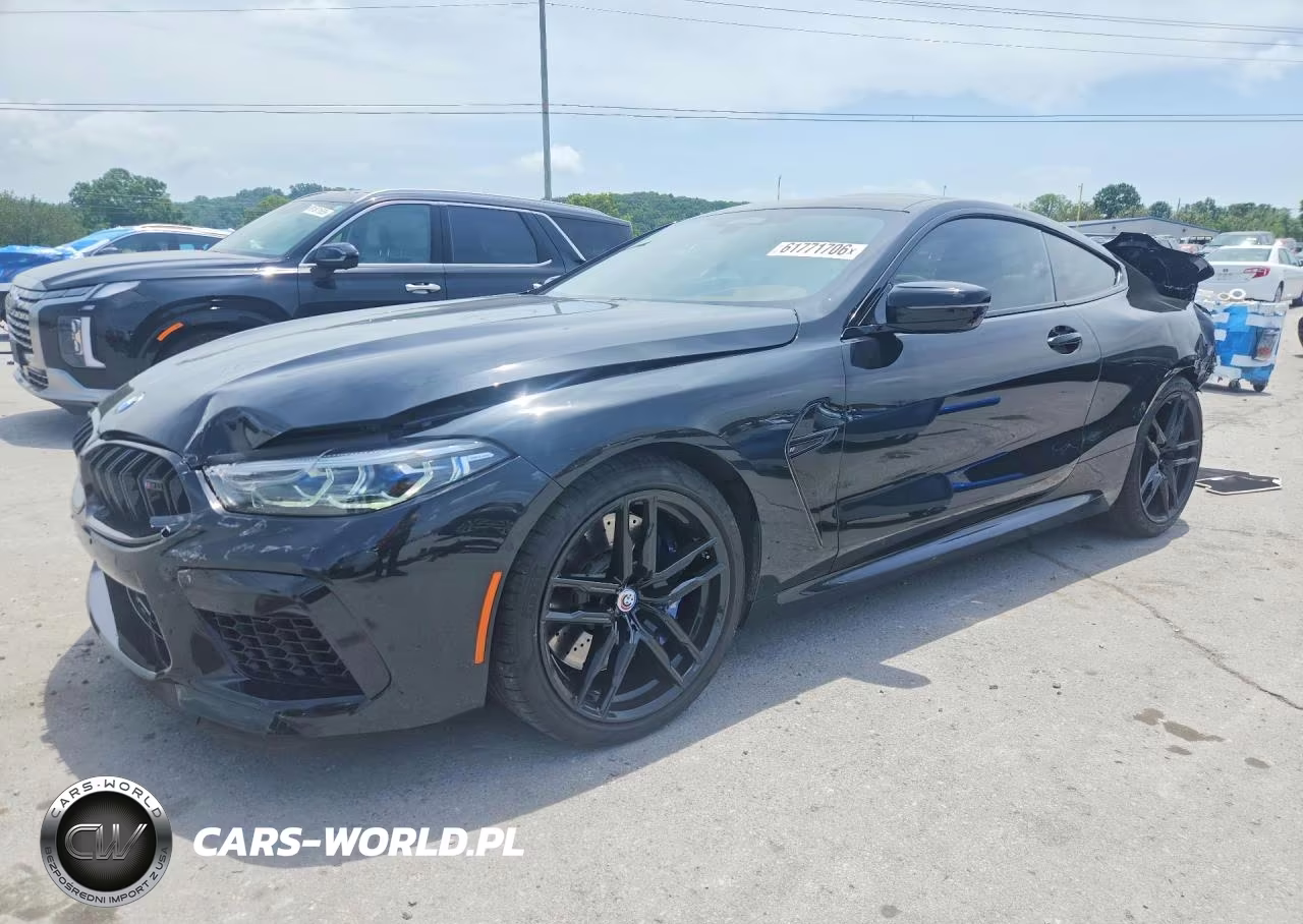 2020 BMW M8 – zdjęcie 1 z 12