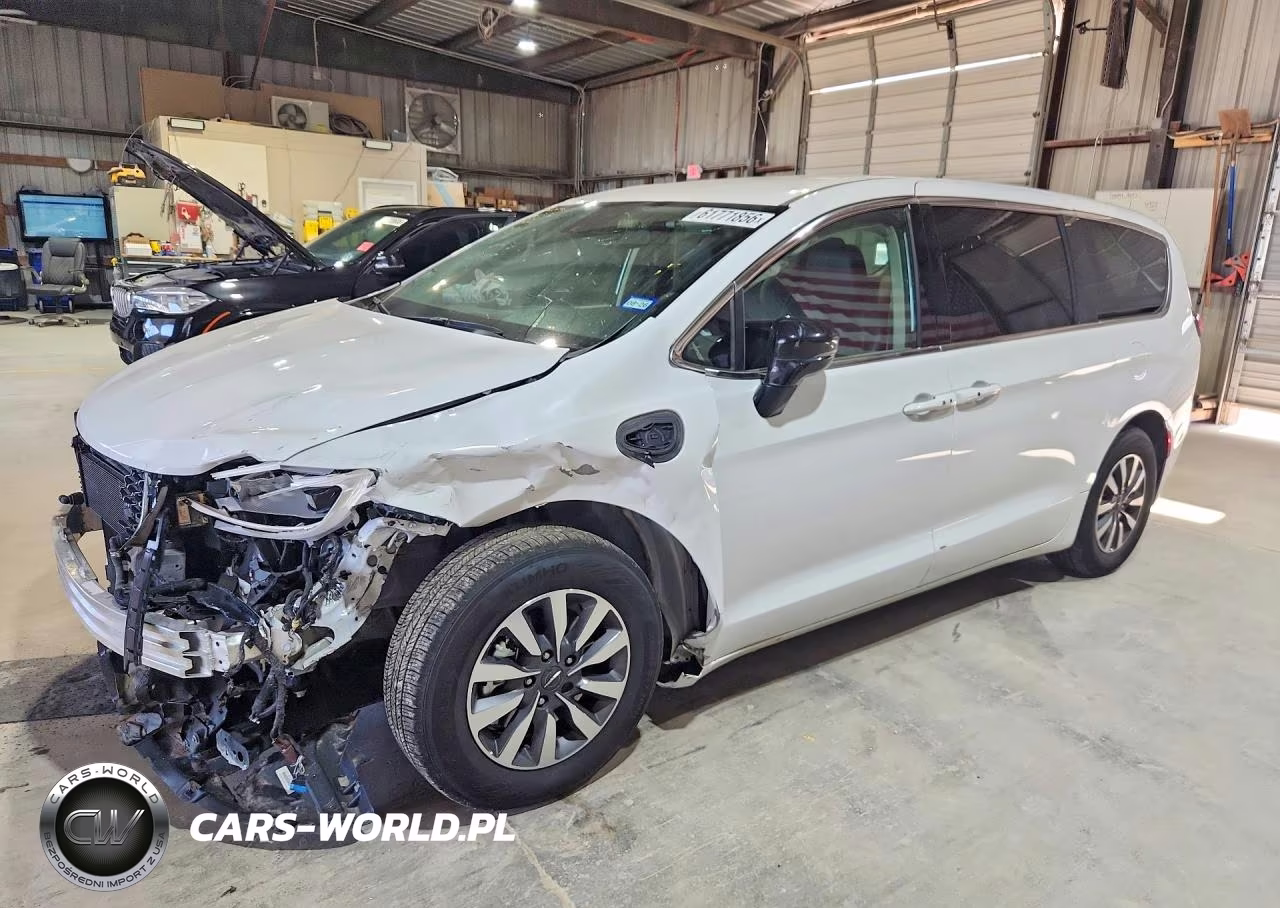2024 Chrysler Pacifica Hybrid Select – zdjęcie 1 z 13