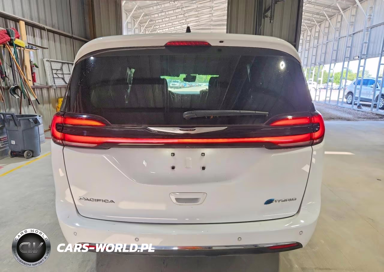 2024 Chrysler Pacifica Hybrid Select VIN:2C4RC1S78RR158149 - 6