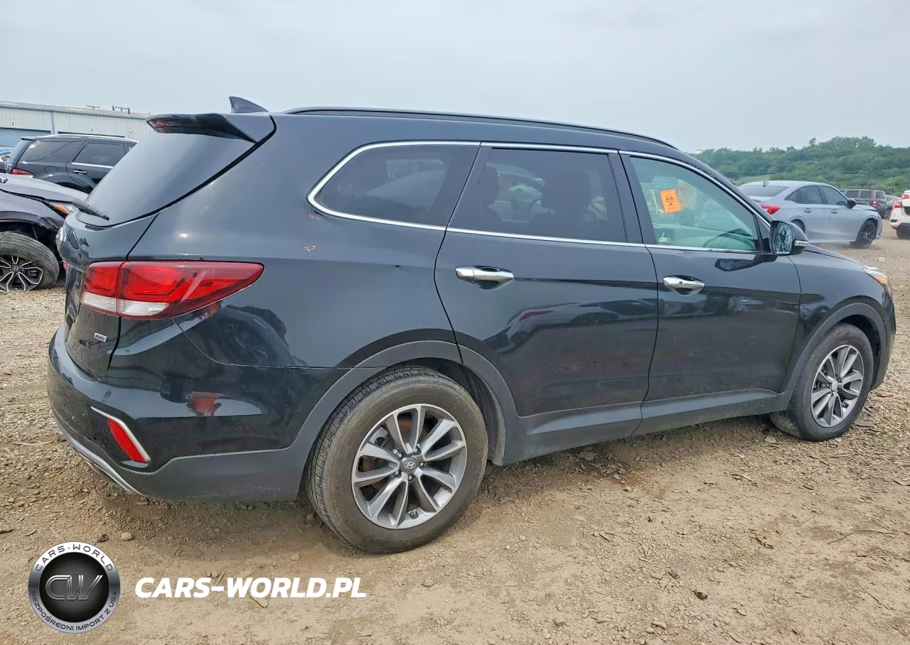 2018 Hyundai Santa Fe Se VIN:KM8SNDHF4JU279503 - 3