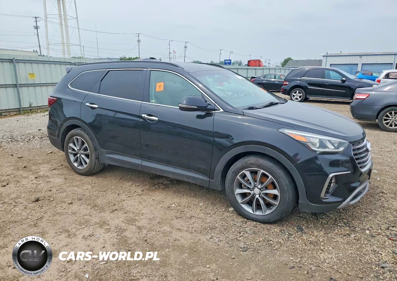 2018 Hyundai Santa Fe Se VIN:KM8SNDHF4JU279503 - 4