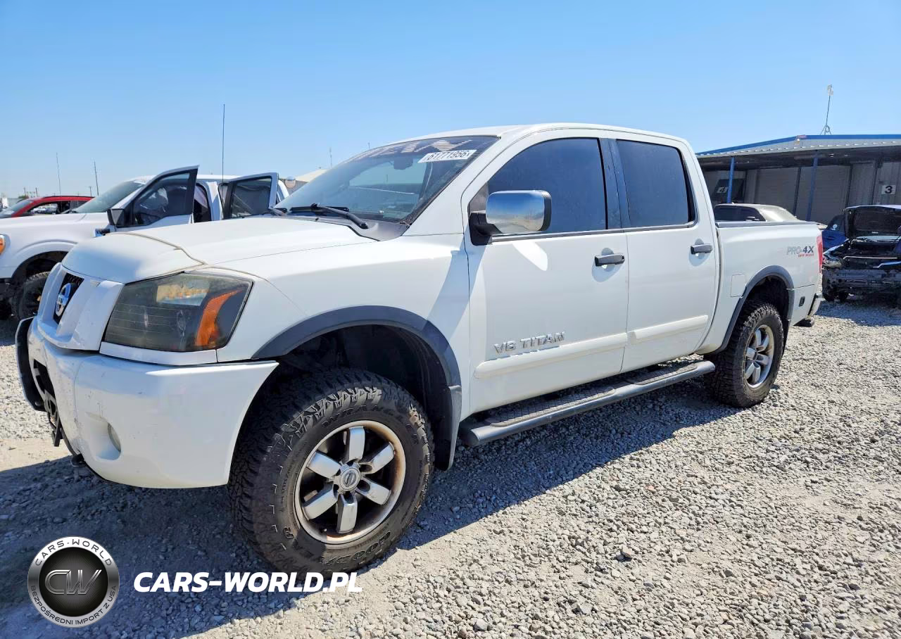 2012 Nissan Titan Sv