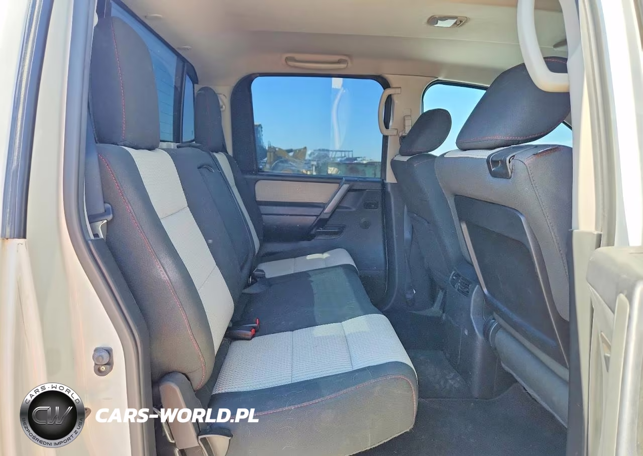 2012 Nissan Titan Sv VIN:1N6BA0EC0CN300652 - 10