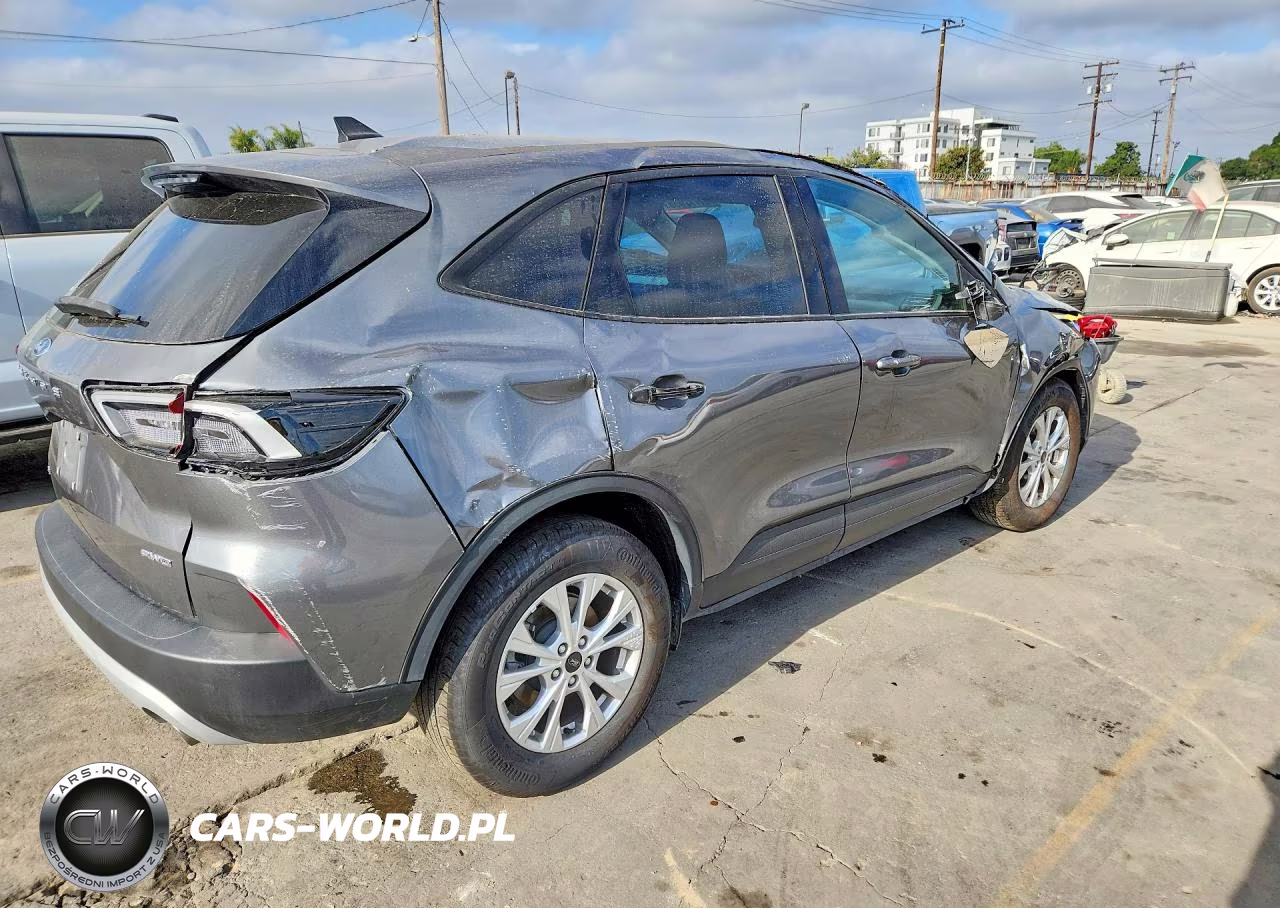 2025 Ford Escape Active VIN:1FMCU9GNXSUB19947 - 3