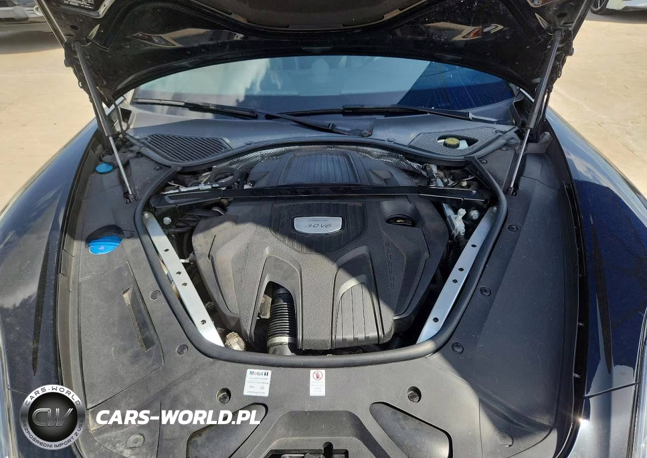 2018 Porsche Panamera 4 VIN:WP0AA2A78JL105152 - 11