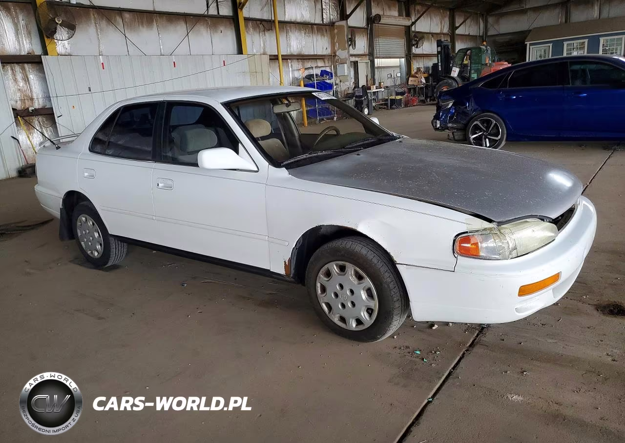 1996 Toyota Camry Le VIN:JT2BG12K1T0414474 - 4
