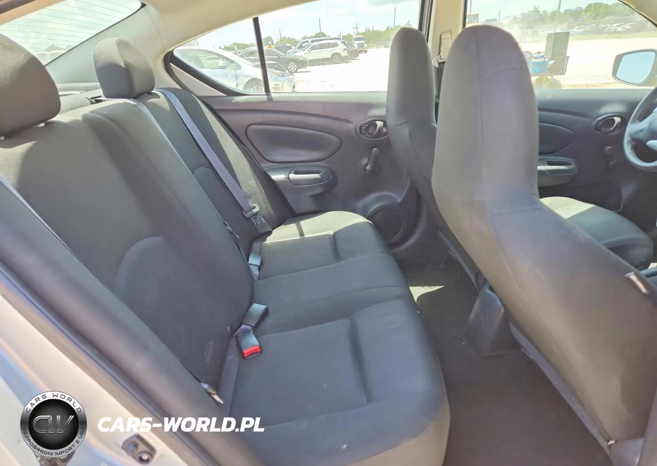 2017 Nissan Versa 1.6 S Plus VIN:3N1CN7AP1HL830426 - 10