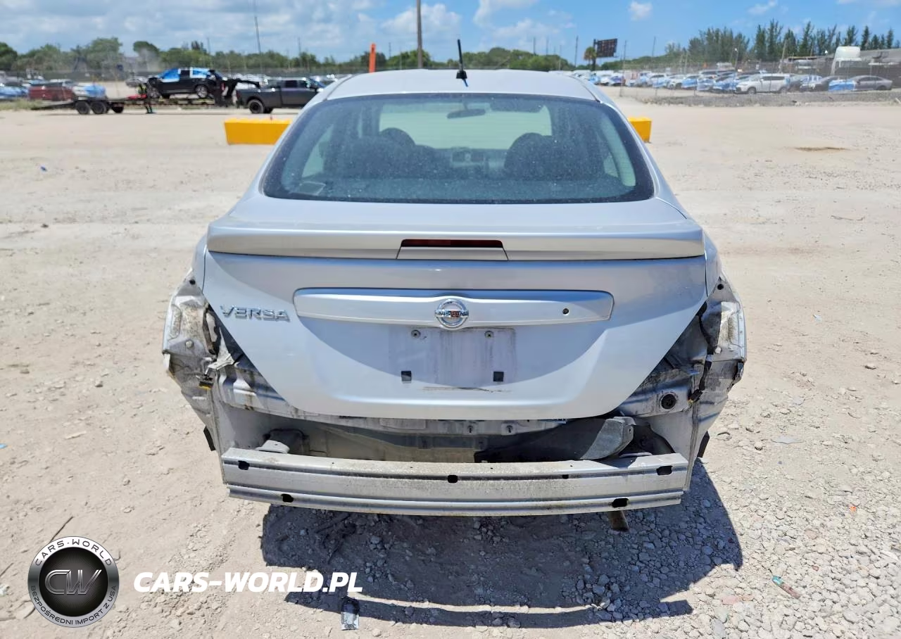 2017 Nissan Versa 1.6 S Plus VIN:3N1CN7AP1HL830426 - 6