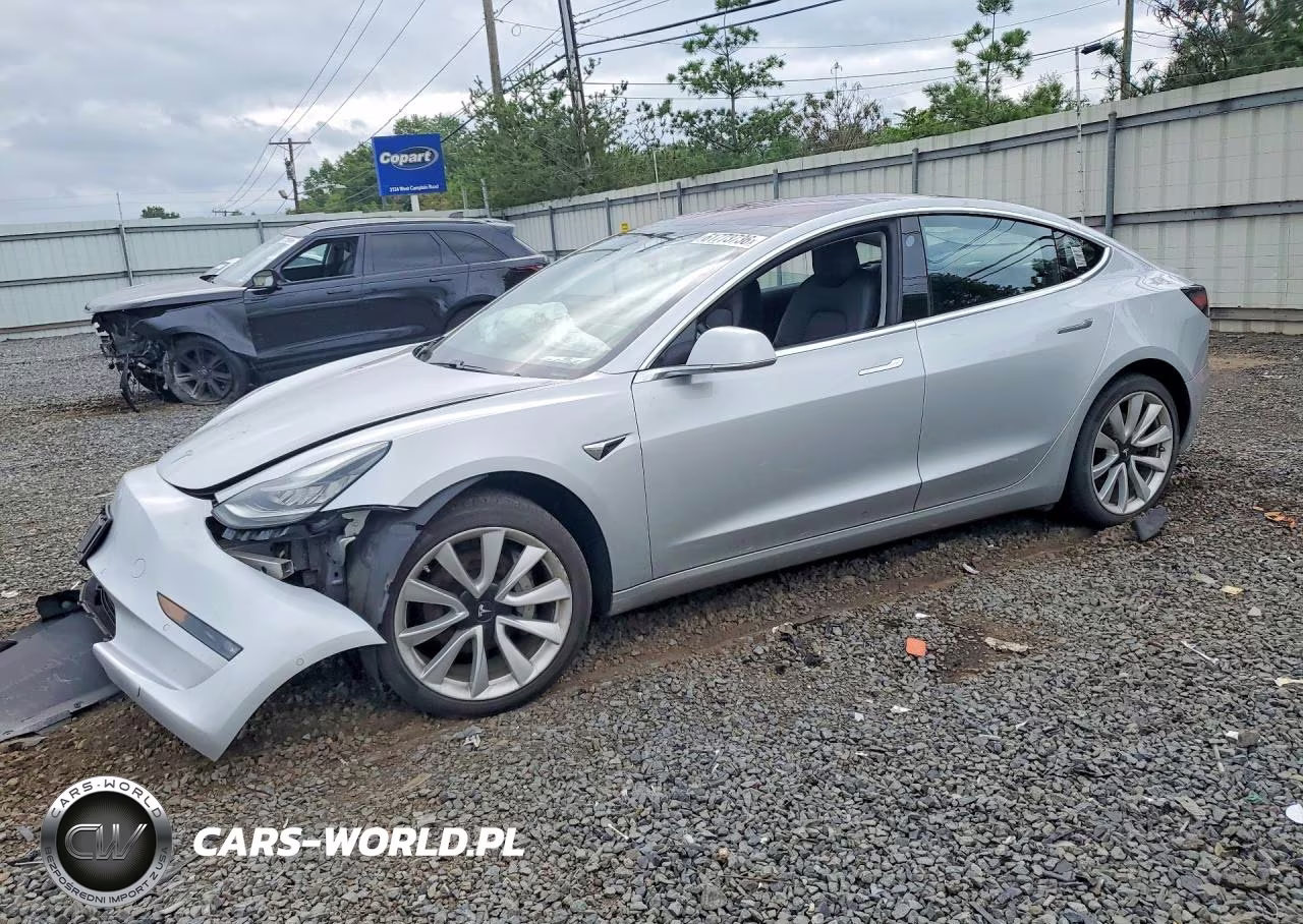 2018 Tesla Model 3 VIN:5YJ3E1EA7JF007956 - 1