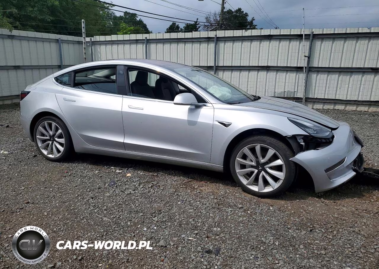 2018 Tesla Model 3 VIN:5YJ3E1EA7JF007956 - 4