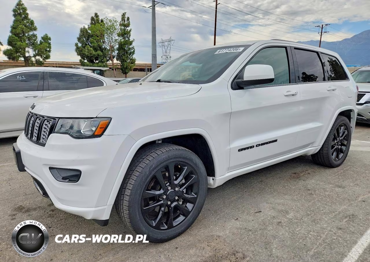 2017 Jeep Grand Cherokee Laredo