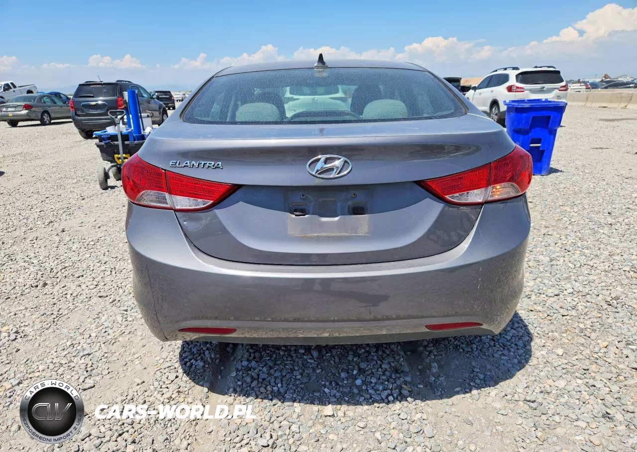 2012 Hyundai Elantra Gls VIN:5NPDH4AE7CH070498 - 6