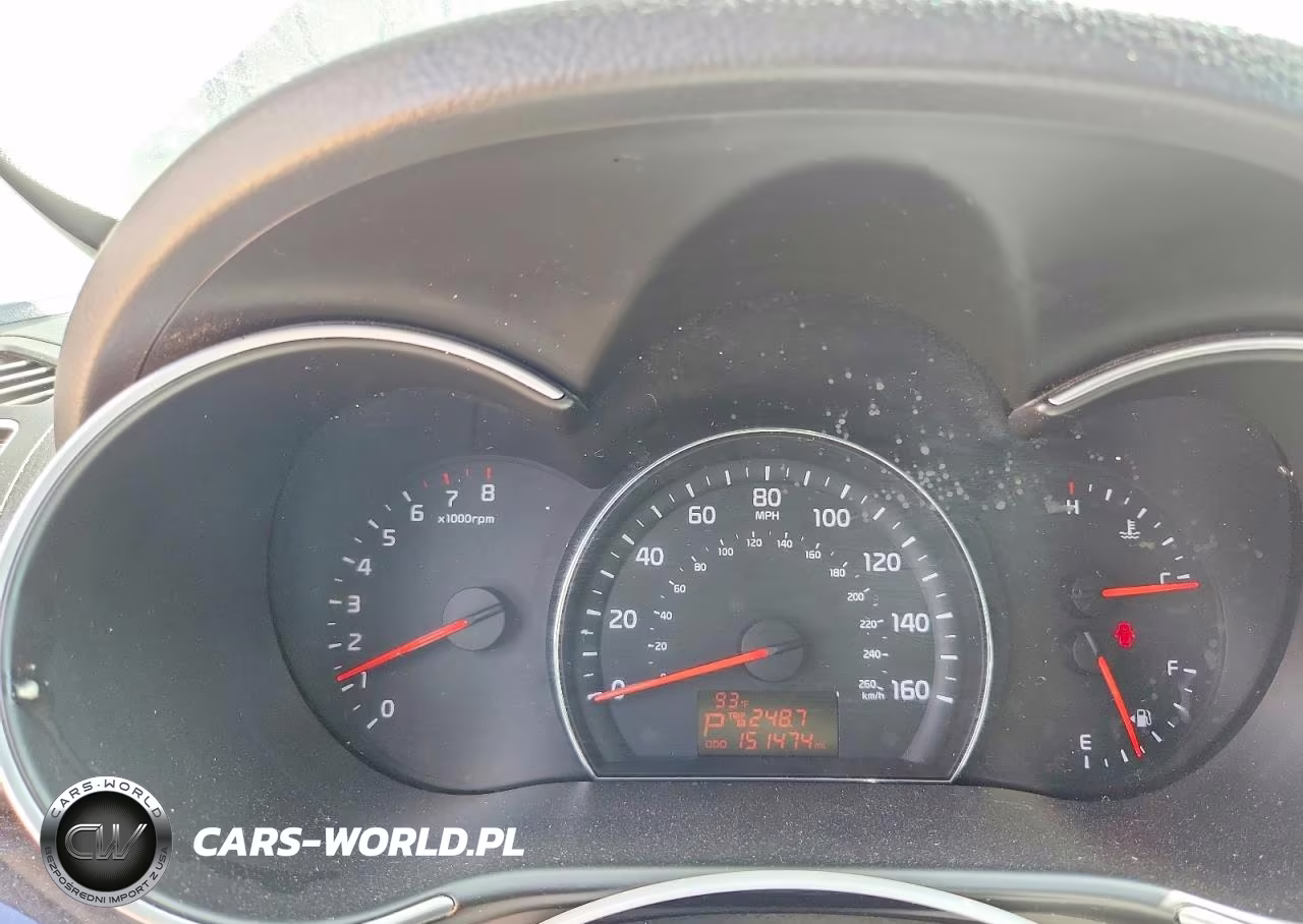 2015 Kia Sorento Lx VIN:5XYKT3A63FG658144 - 9
