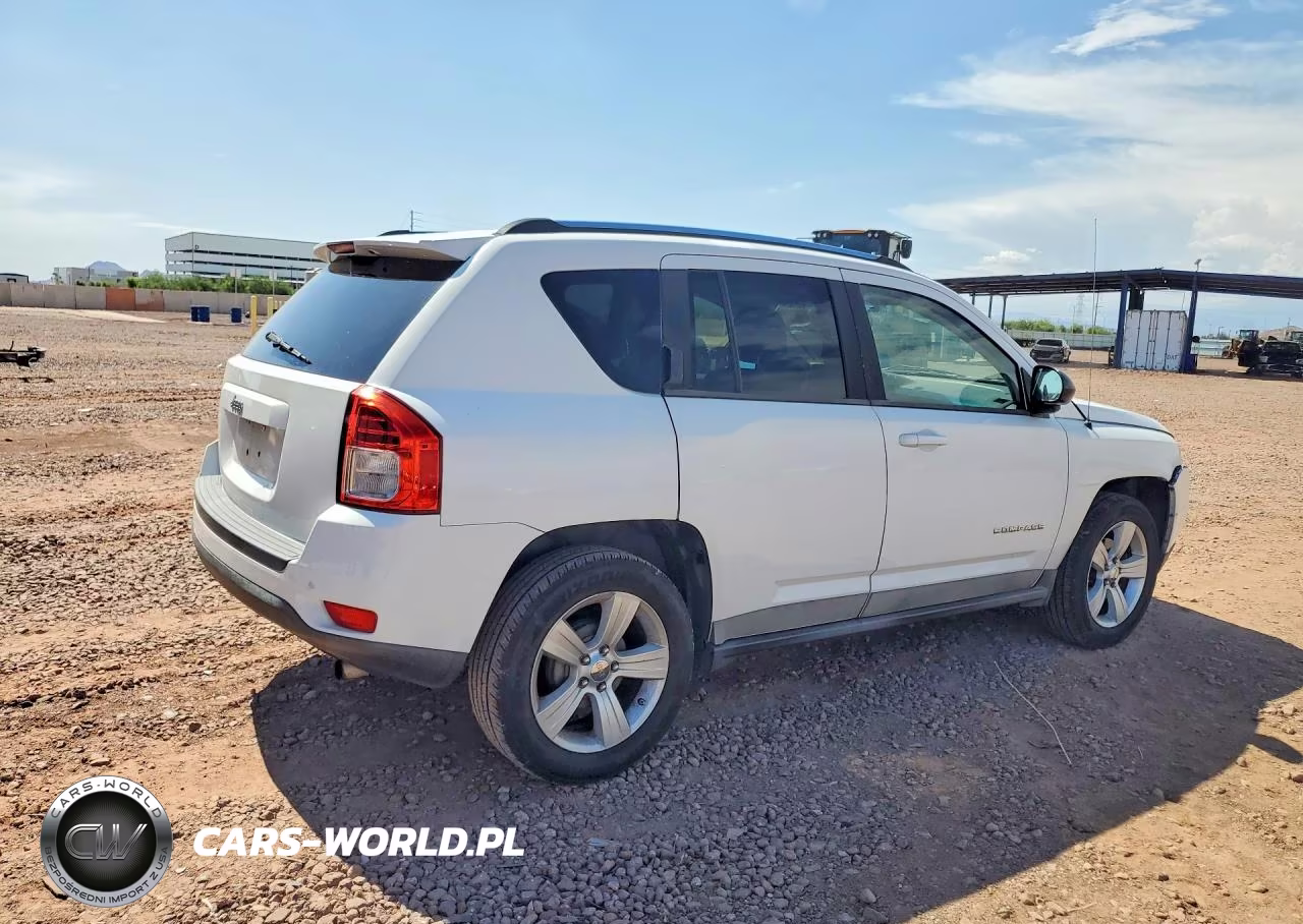 2011 Jeep Compass Sport VIN:1J4NT1FA0BD137674 - 3