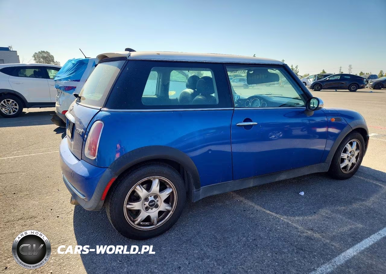 2006 Mini Cooper VIN:WMWRC33526TK17402 - 3