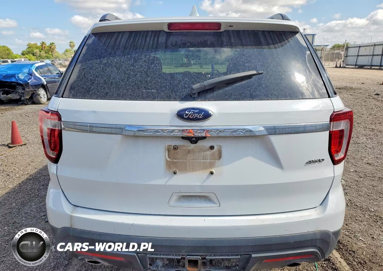 2017 Ford Explorer VIN:1FM5K8B83HGA91944 - 6