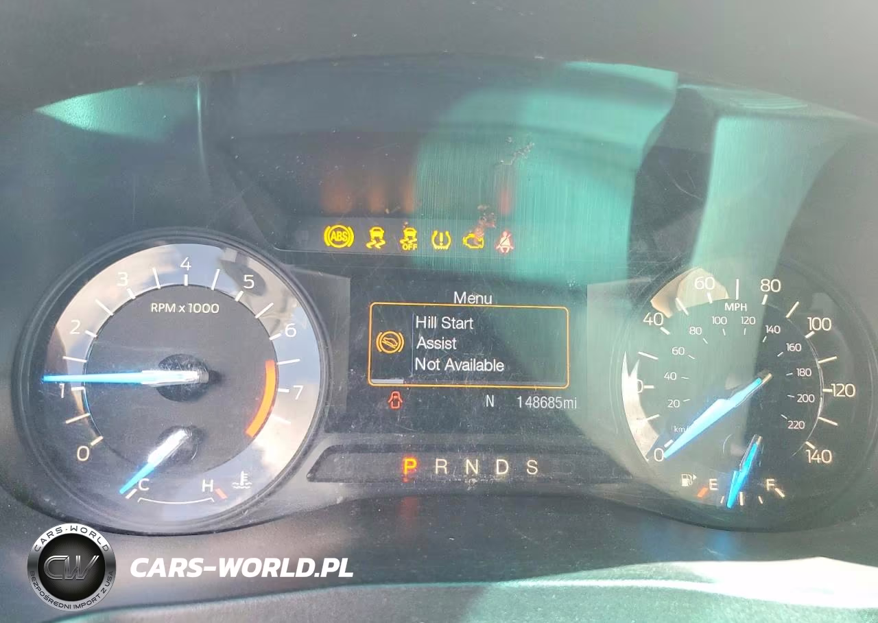 2017 Ford Explorer VIN:1FM5K8B83HGA91944 - 9
