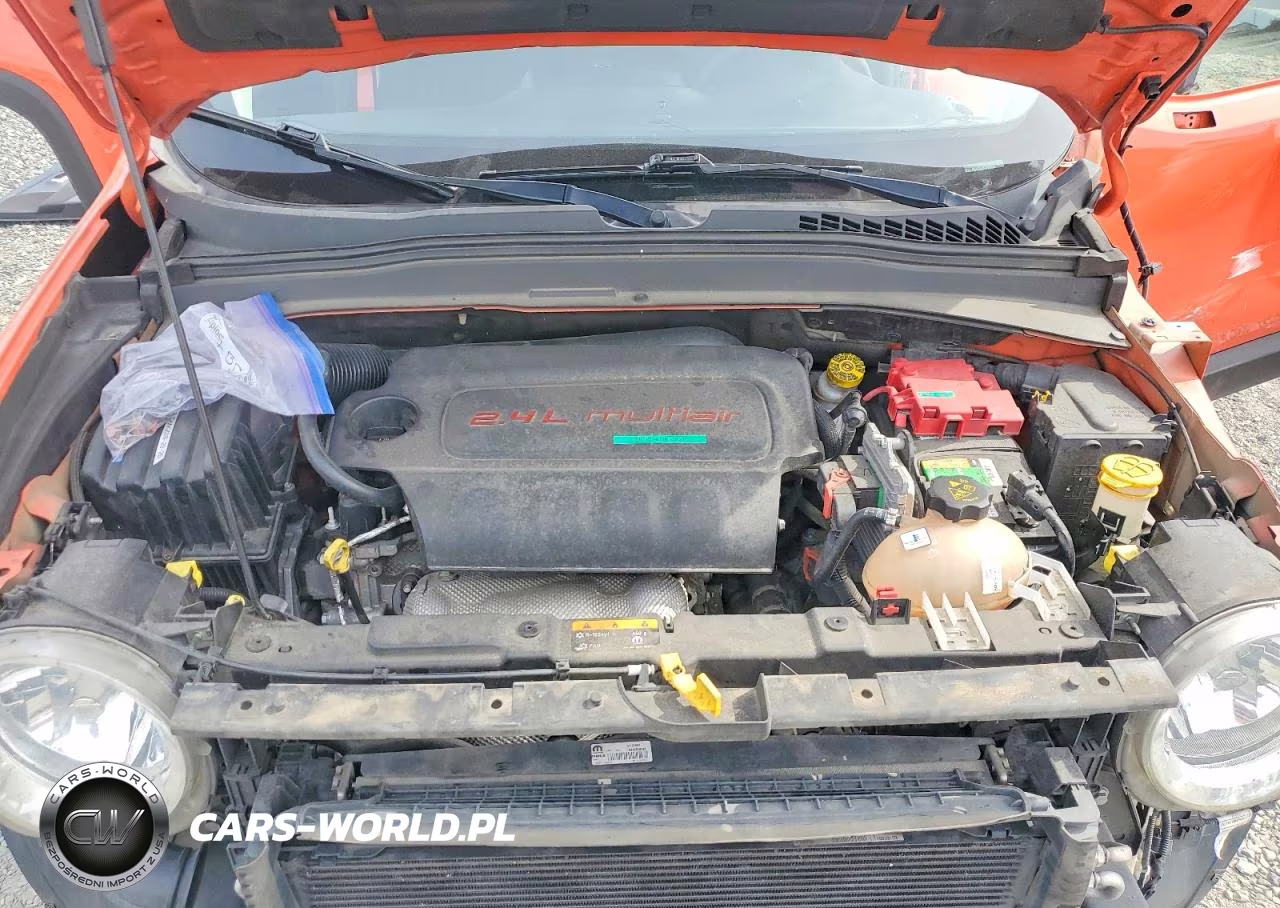 2018 Jeep Renegade Sport VIN:ZACCJBAB8JPJ17100 - 12