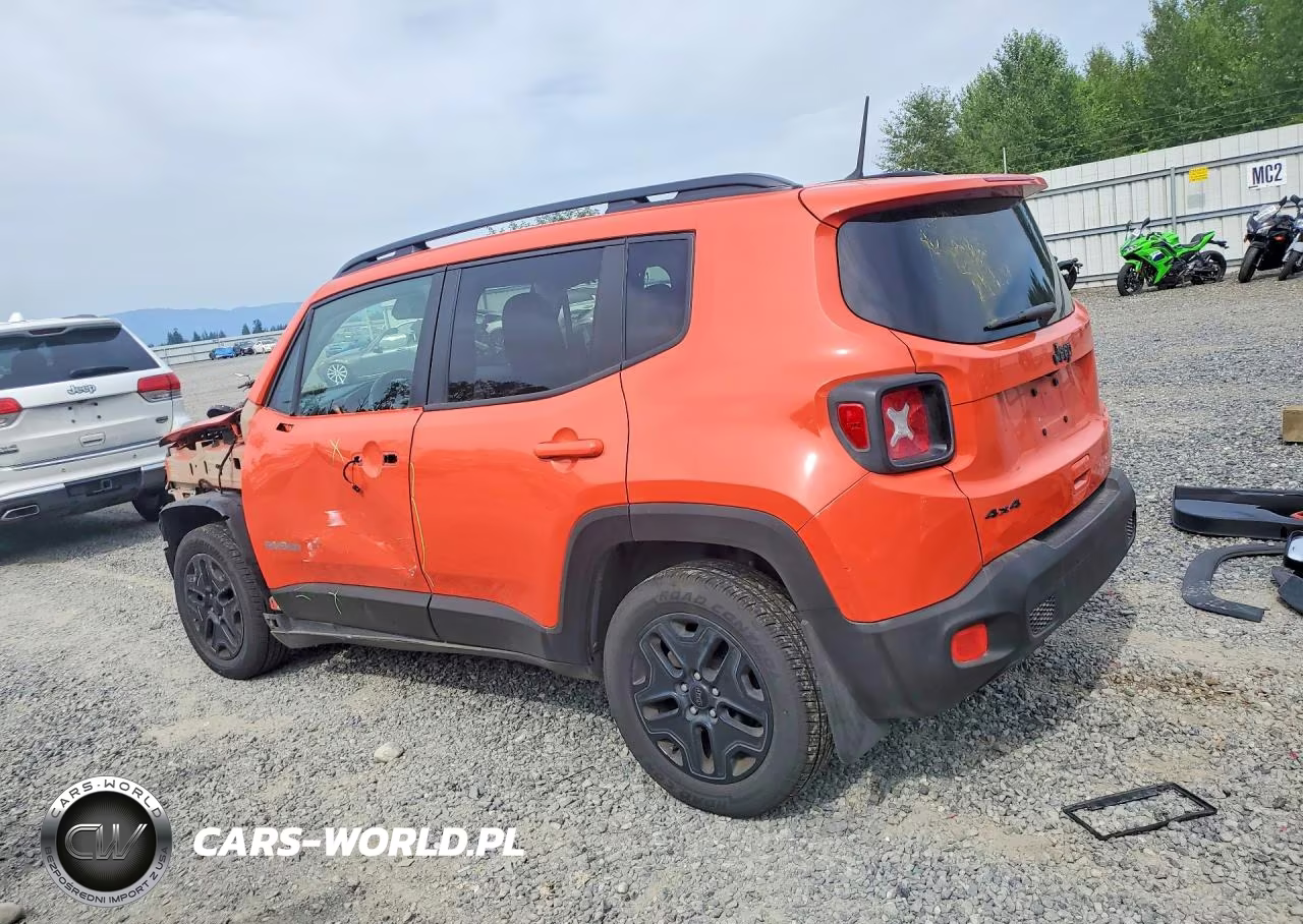 2018 Jeep Renegade Sport VIN:ZACCJBAB8JPJ17100 - 2