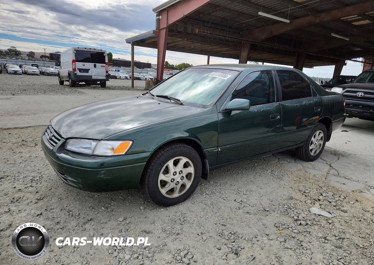 1999 Toyota Camry Le V6