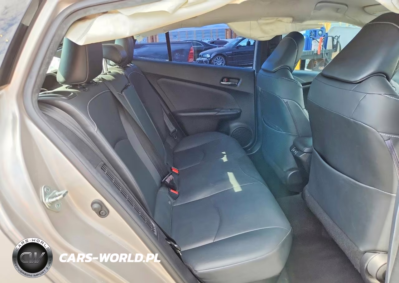 2020 Toyota Prius Prime Xle VIN:JTDKARFP6L3154181 - 10