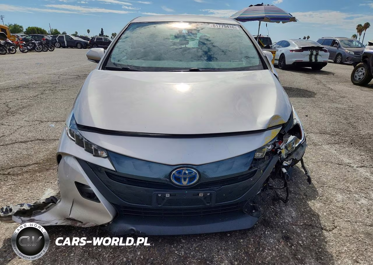 2020 Toyota Prius Prime Xle VIN:JTDKARFP6L3154181 - 5