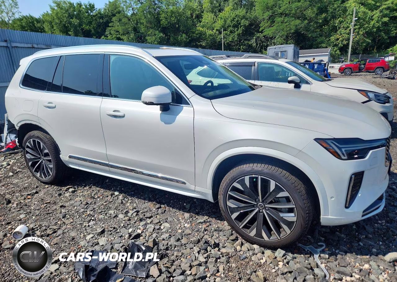 2025 Volvo Xc90 Plus VIN:YV4H60PB8S1352391 - 4