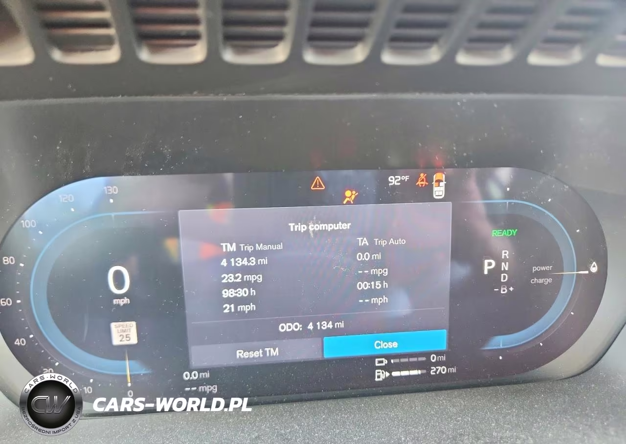 2025 Volvo Xc90 Plus VIN:YV4H60PB8S1352391 - 9
