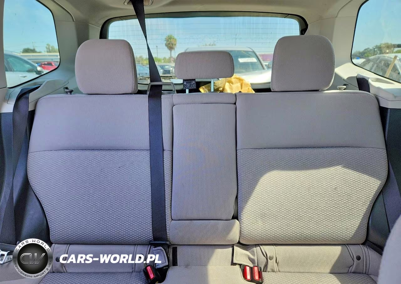 2018 Subaru Forester 2.5I Premium VIN:JF2SJAGC3JH553905 - 10