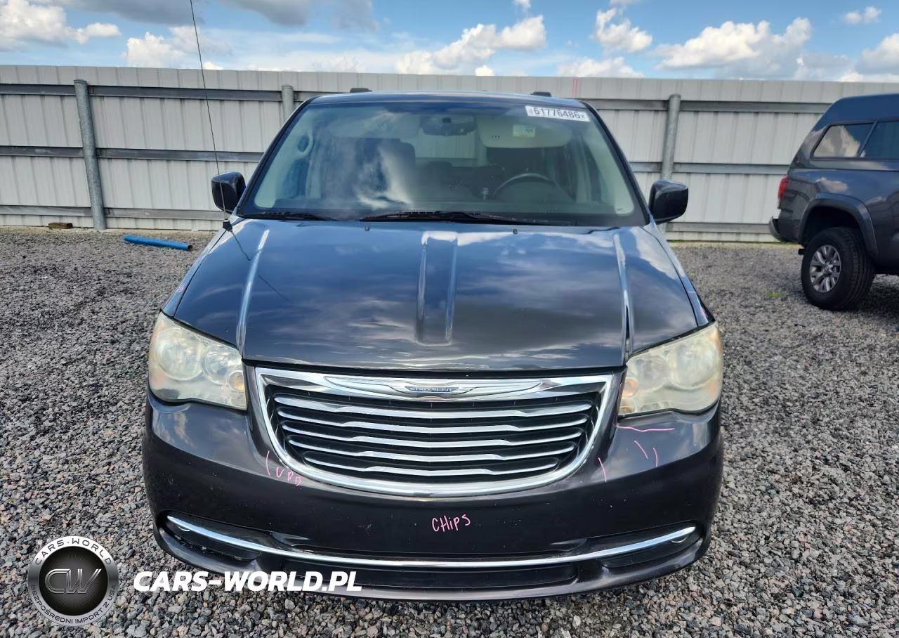 2012 Chrysler Town & Country Touring VIN:2C4RC1BG3CR252656 - 5