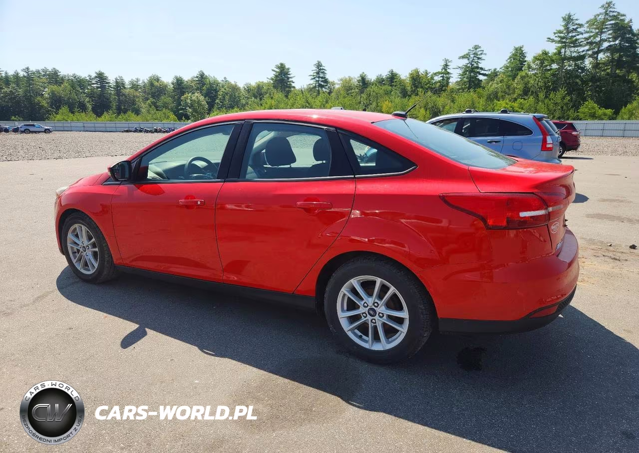 2017 Ford Focus Se VIN:1FADP3F22HL326924 - 2