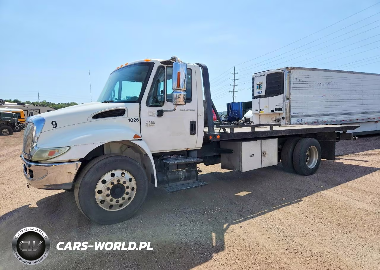 2005 International 4000 4300