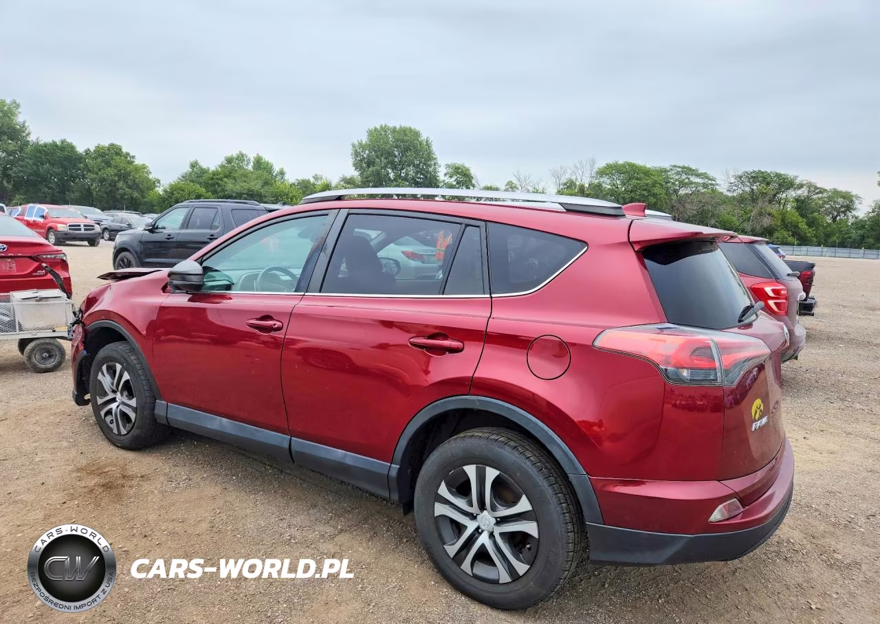 2018 Toyota Rav4 Le VIN:2T3BFREV5JW729642 - 2
