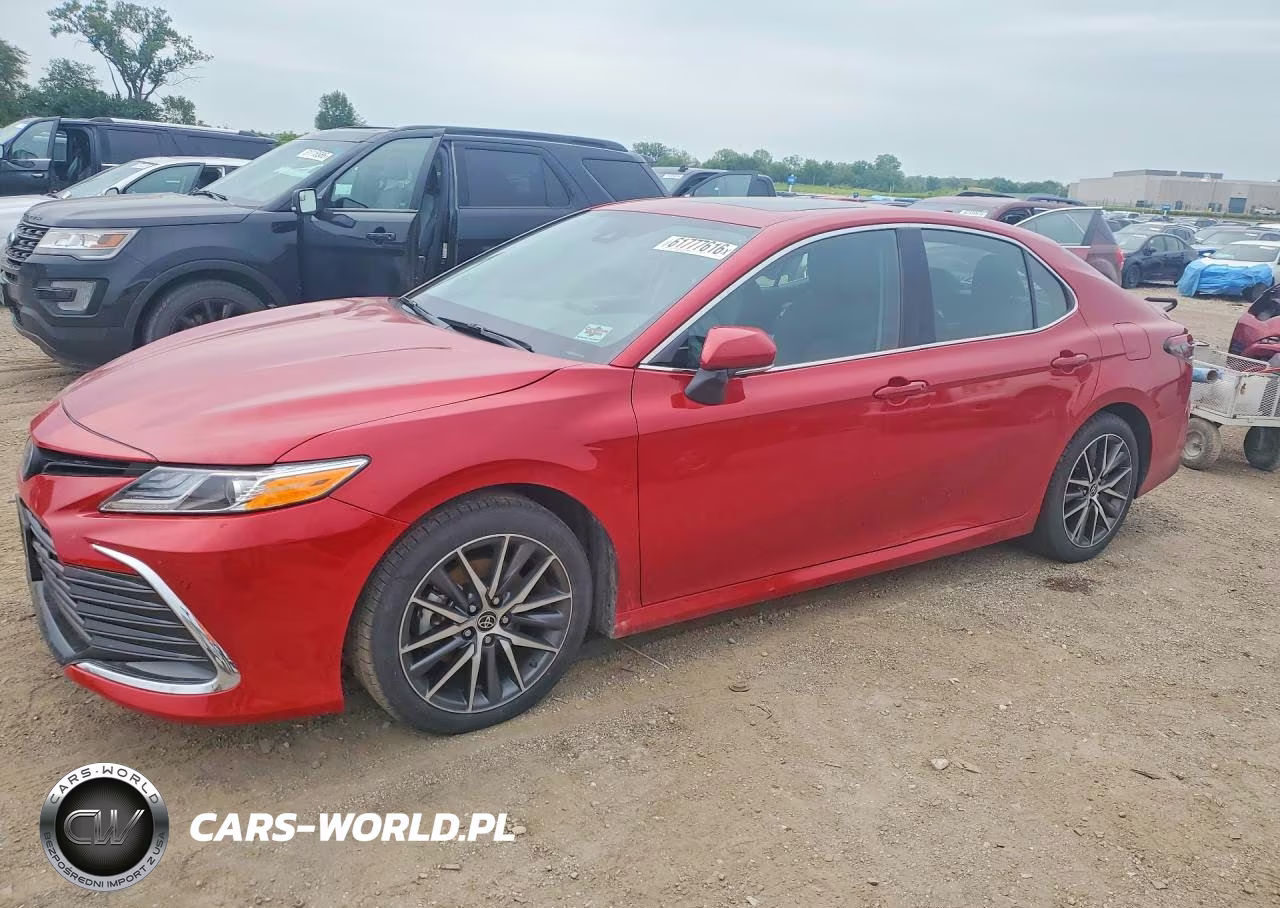 2023 Toyota Camry Xle – zdjęcie 1 z 12