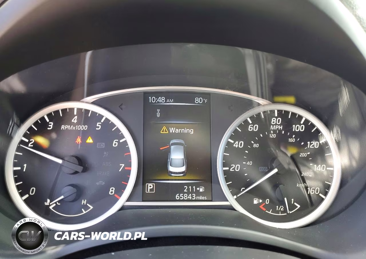 2018 Nissan Sentra Sr VIN:3N1AB7AP7JY236870 - 9