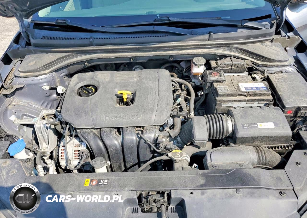 2019 Hyundai Elantra Value Edition VIN:5NPD84LF6KH416058 - 11