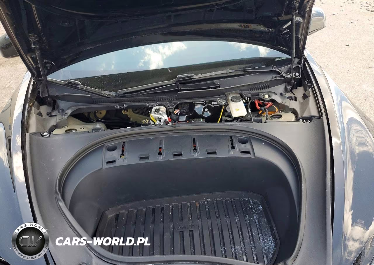 2024 Tesla Model 3 VIN:5YJ3E1EA4RF735407 - 11