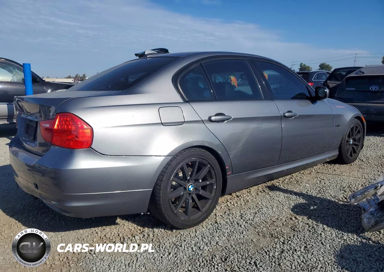 2011 BMW 328 I VIN:WBAPH7C59BE674707 - 3