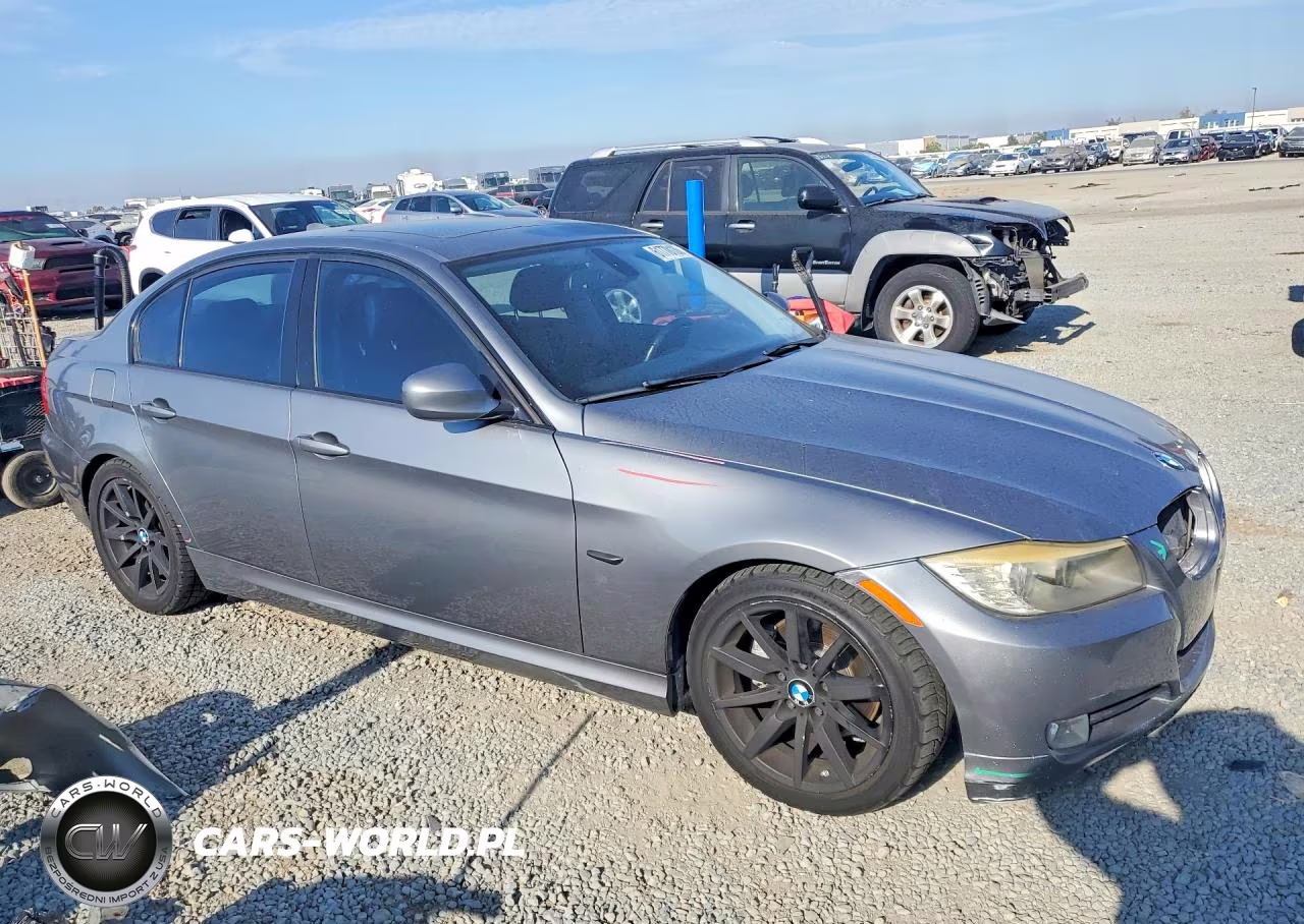 2011 BMW 328 I VIN:WBAPH7C59BE674707 - 4