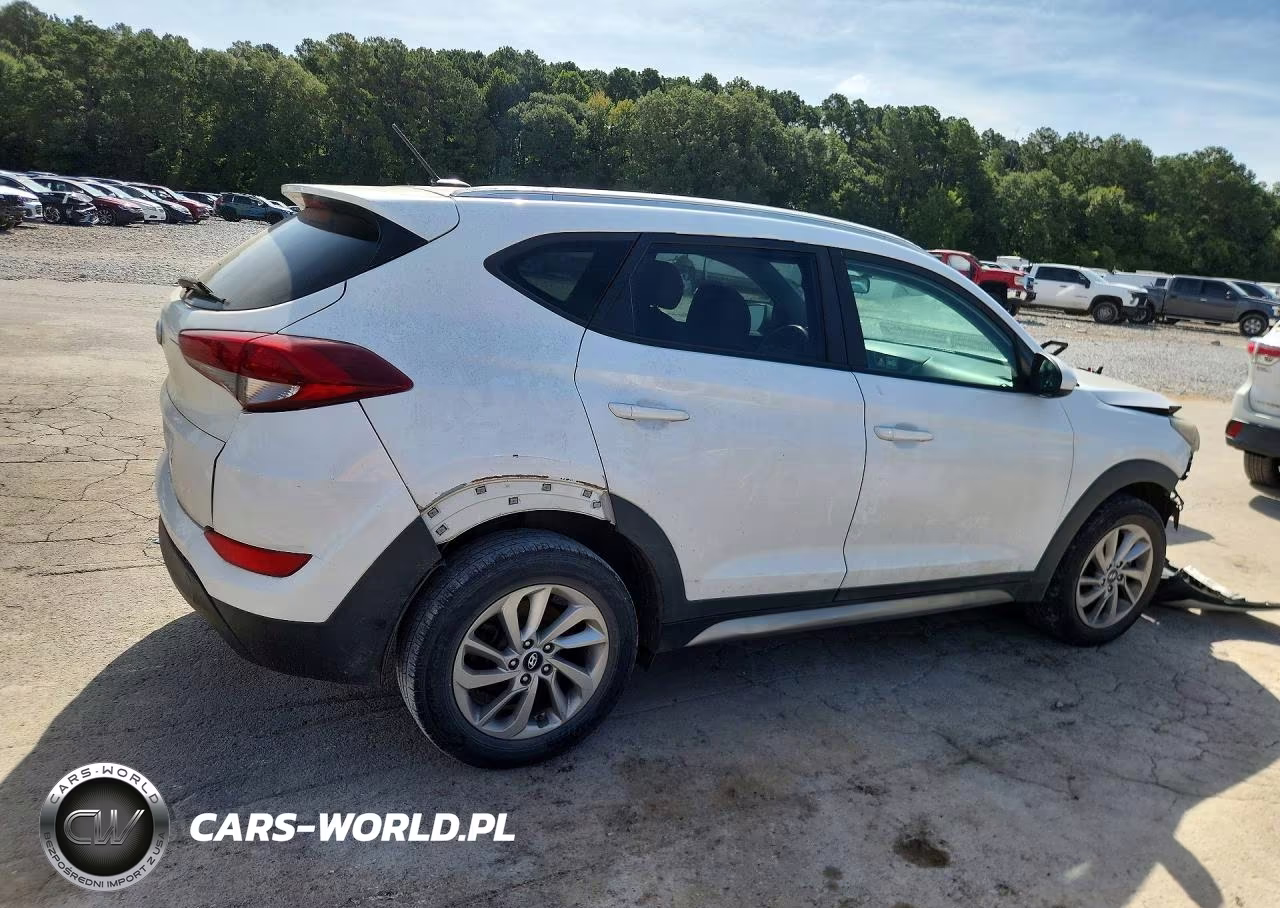 2017 Hyundai Tucson Se VIN:KM8J33A4XHU262168 - 3