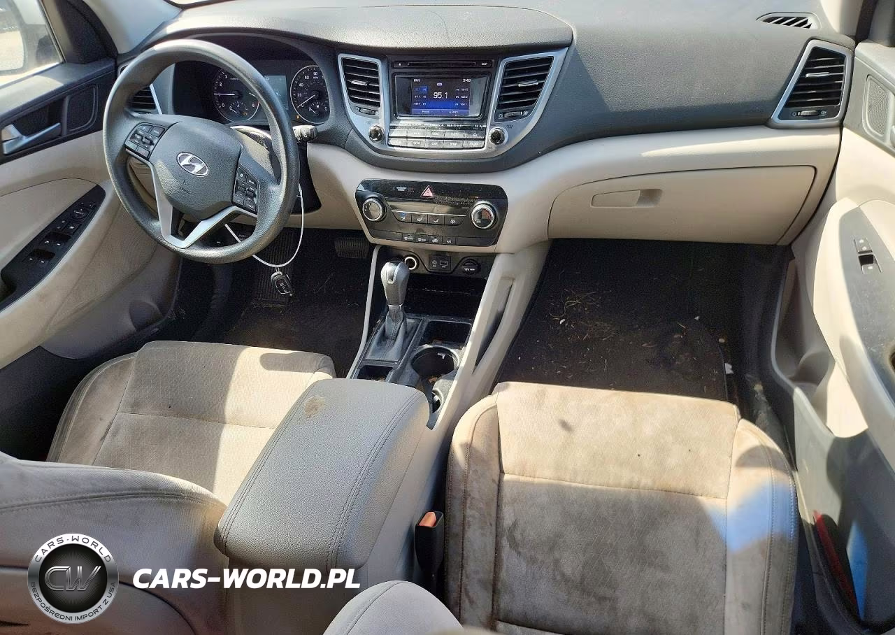 2017 Hyundai Tucson Se VIN:KM8J33A4XHU262168 - 8