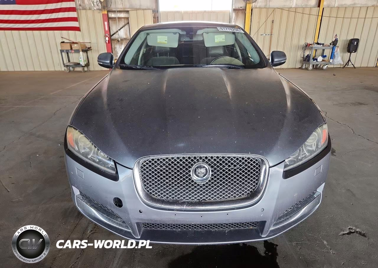 2015 Jaguar Xf 2.0T Premium VIN:SAJWA0FS5FPU58960 - 5