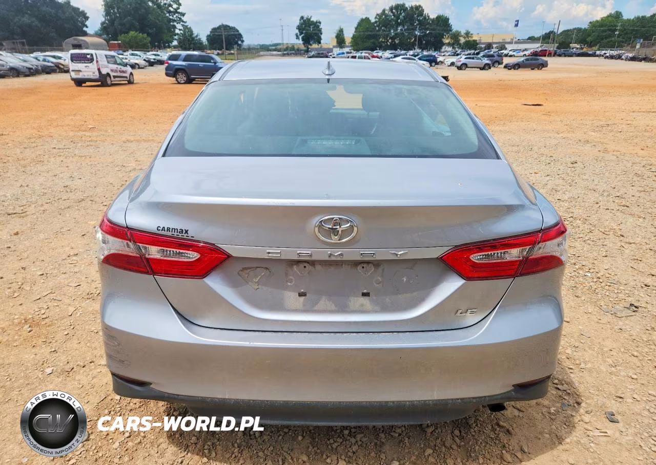 2019 Toyota Camry Le VIN:4T1B11HK7KU755834 - 6