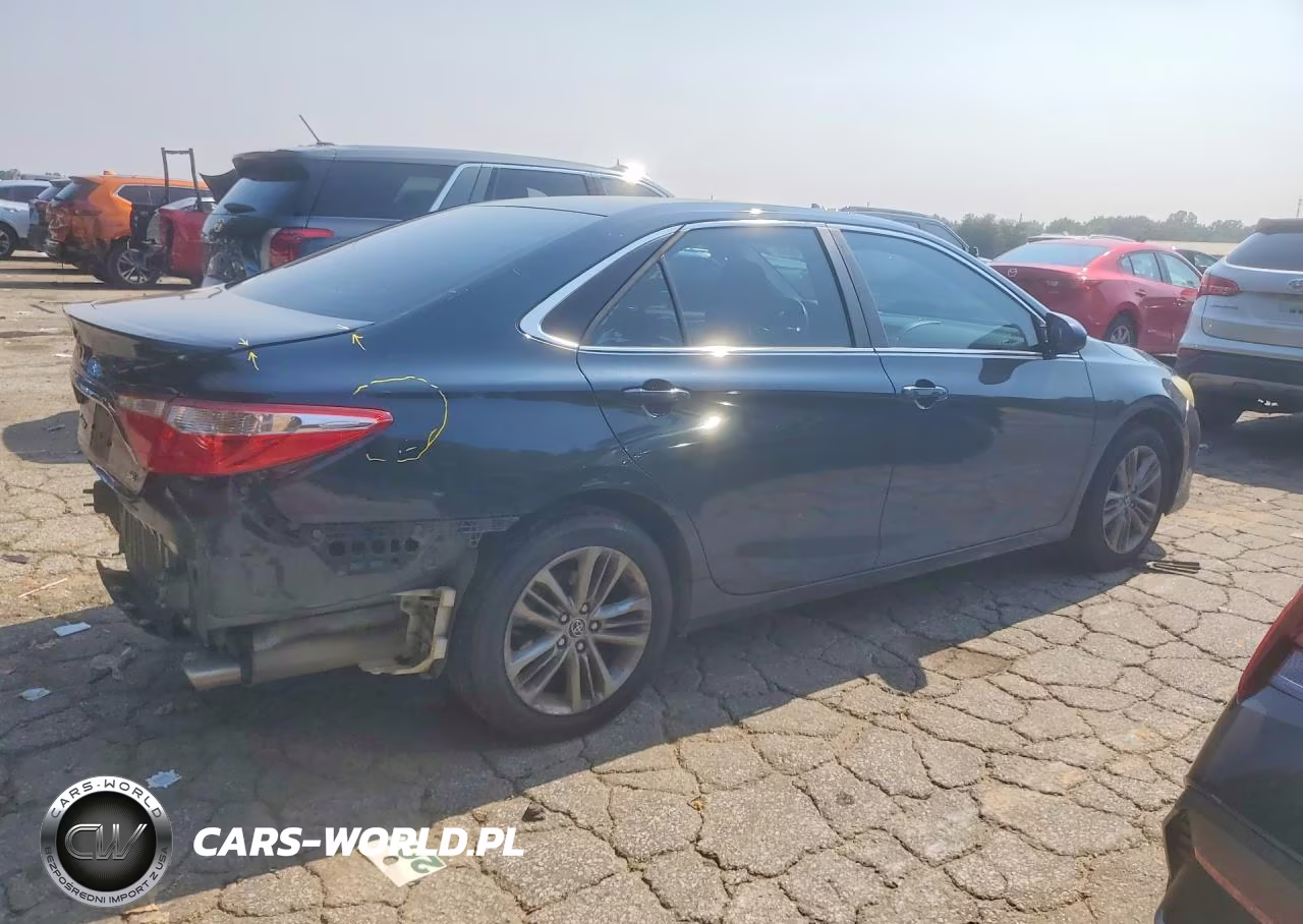 2016 Toyota Camry Se VIN:4T1BF1FK1GU184000 - 3